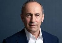 7-ից 12 տարի ազատազրկում. դատախազը հրապարակեց Ռոբերտ Քոչարյանի ու Արմեն Գևորգյանի գործով մեղադրական եզրակացությունը