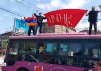 «Սկսվել ա». «Առանց Նիկոլ Հայաստան». Երևանում փողոց են փակել, բարձրացել ավտոբուսների վրա￼