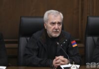 Մեր ինքնիշխան տարածքում որեւէ օտար զինվորի ներկայությունը երբեւիցե չի հանդուրժվելու, եւ նրանք պետք է խաղաղ պայմաններում դուրս գան մեր տարածքից. Անդրանիկ Քոչարյան￼