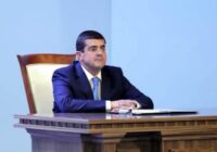 Սահմանափակել Արցախում ազատ տեղաշարժի իրավունքը, սահմանել նրա տարածքից դուրս գալու հատուկ ռեժիմ. ԱՀ նախագահի հրամանագիրը