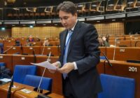 Մարդկանց էթնիկ պատկանելության պատճառով խմբային պատժի ենթարկելը ռազմական հանցագործություն է. Արմեն Գեւորգյան