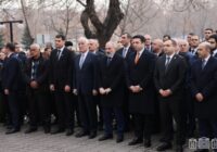 Հարգանքի տուրք 2008 թ. մարտի 1-ի զոհերի հիշատակին