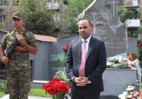 Արտաշատում հարգանքի տուրք մատուցվեց .Ադրբեջանի կողմից սանձազերծված ագրեսիայի  զոհերի հիշատակին կանգնեցվեց խաչքար