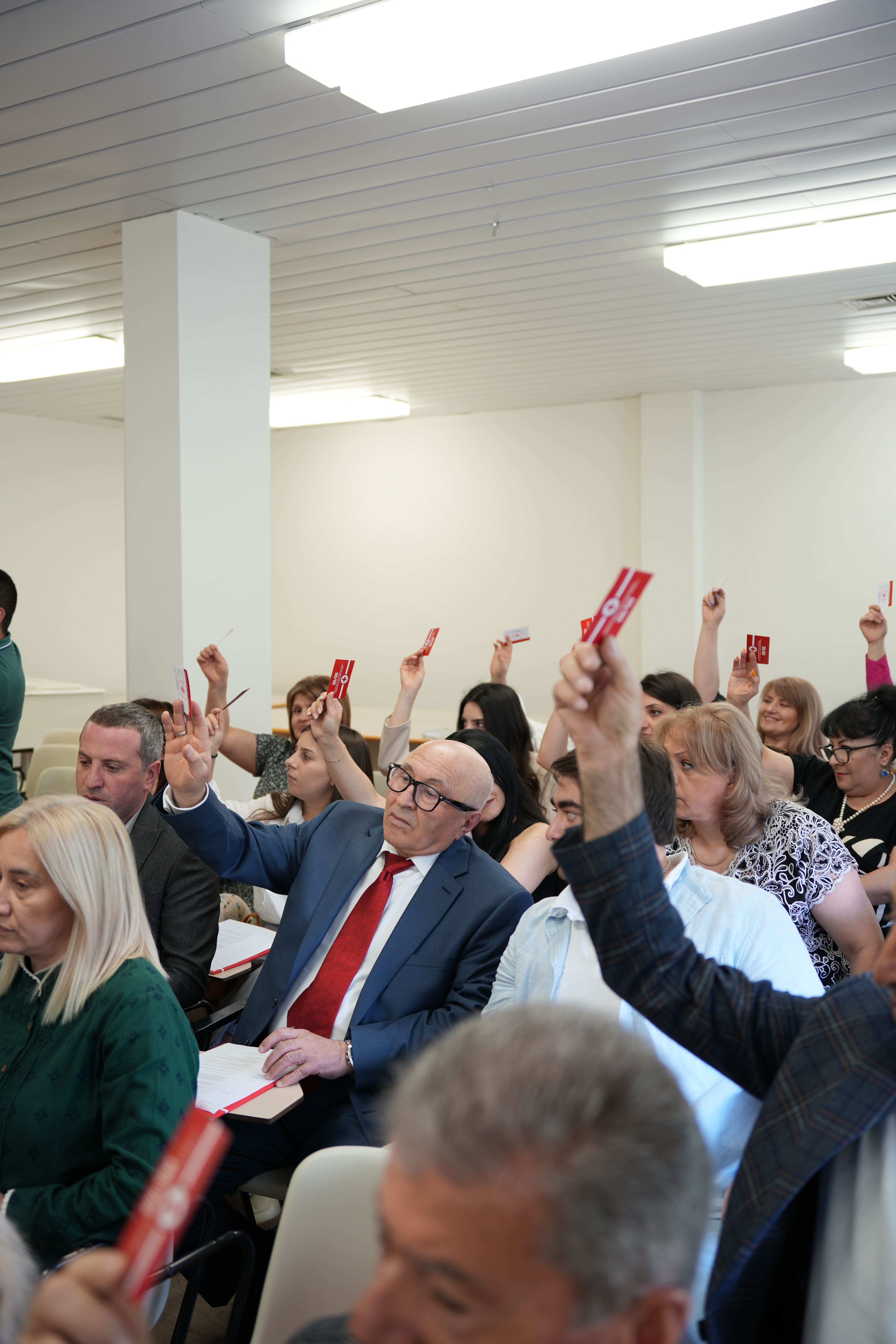 Կարմիր խաչի նախագահ է ընտրվել Դավիթ Ներսիսյանը