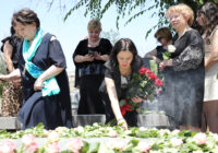 Երվանդ Քոչարի հիշատակի խնկարկման արարողություն՝ Երևանի քաղաքային պանթեոնում