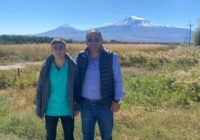 «Որպես մարզի ղեկավար ու նաև որպես որդուն բանակ ճանապարհող ծնող, ձեր ավագ ընկեր, անկեղծորեն մաղթում եմ, որ ծառայությանը վերաբերվեք որպես սուրբ գործի».Ահարոն Սահակյանի հուզիչ գրառումը